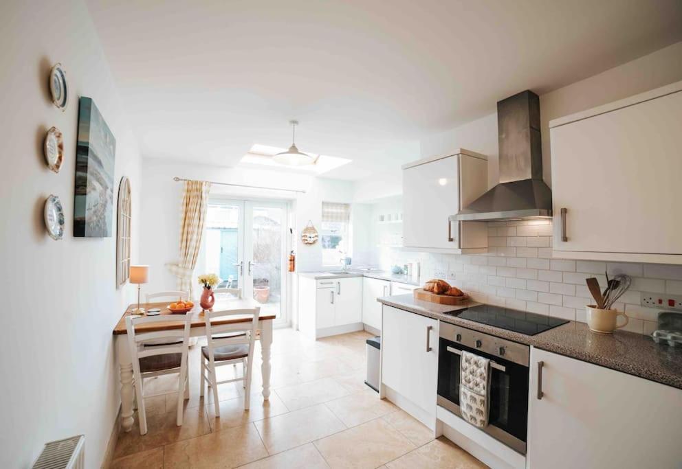 13 Tabernacle Str - Bear Holiday Homes Aberaeron Bagian luar foto